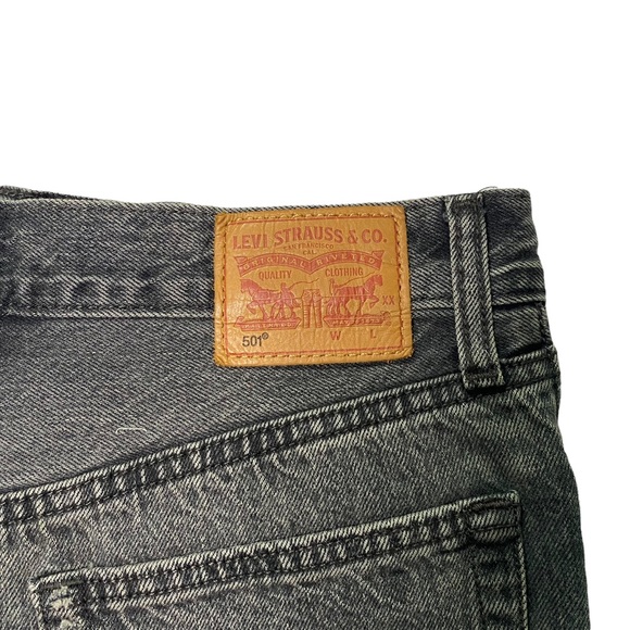 Levi Strauss Black Distressed Jean Shorts - Picture 7 of 12